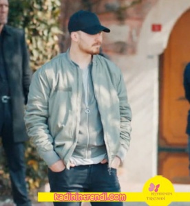 içerde dizisinde Çağatay Ulusoy'un giydiği haki bomber mont H&M marka.