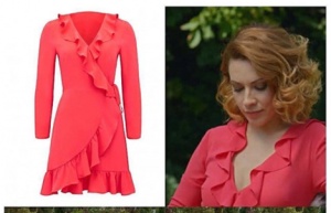 Meryem dizisi Derinin giydiği Fırfırlı kırmızı elbise Forever New marka