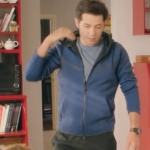 Mert Fırat'ın dizinin son bölümünde giydiği mavi spor üst markası nereden?
