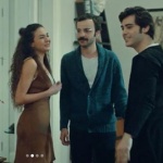 İstanbullu Gelin son bölümde Osman'ın giydiği triko hırkanın markası By People İstanbul.